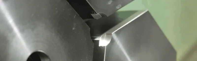 コストパフォーマンスと段取り変革の生爪。カメチャック。